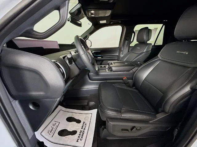 New 2026 Space Silver Metallic Ford MAX Platinum® image 57