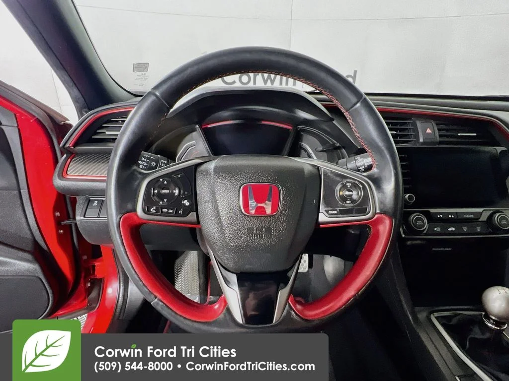 Used 2019 Rallye Red Honda Touring image 8