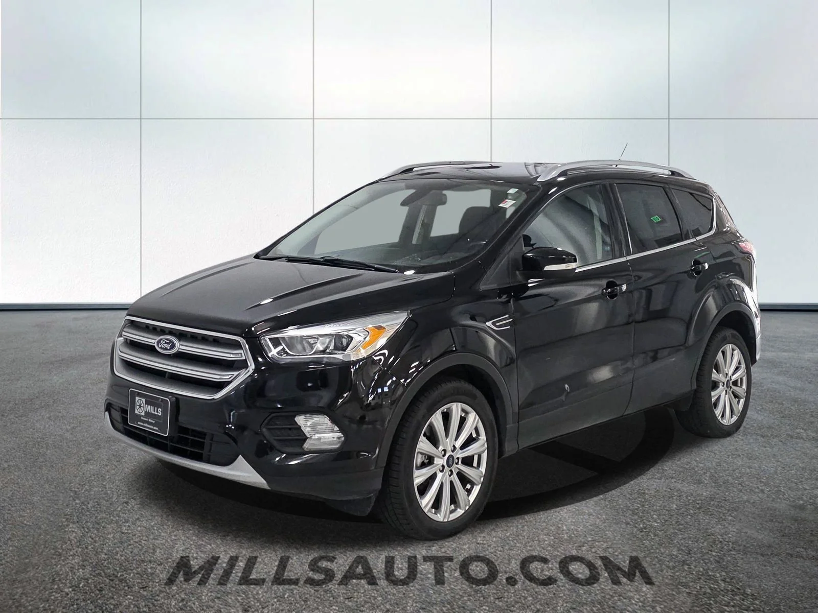 Used 2017 Ford Escape Titanium with VIN 1FMCU9J9XHUA82242 for sale in Willmar, Minnesota
