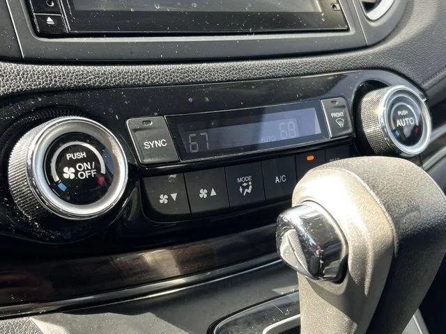Used 2016 Alabaster Silver Metallic Honda EX-L image 41