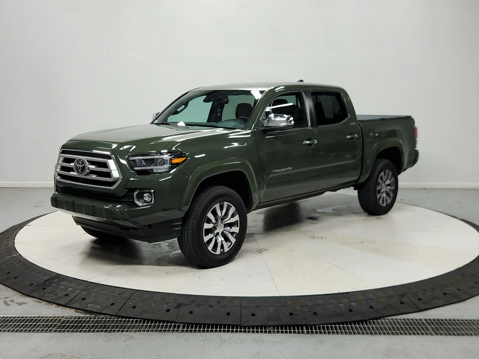 Used 2021 Green Toyota Limited image 4