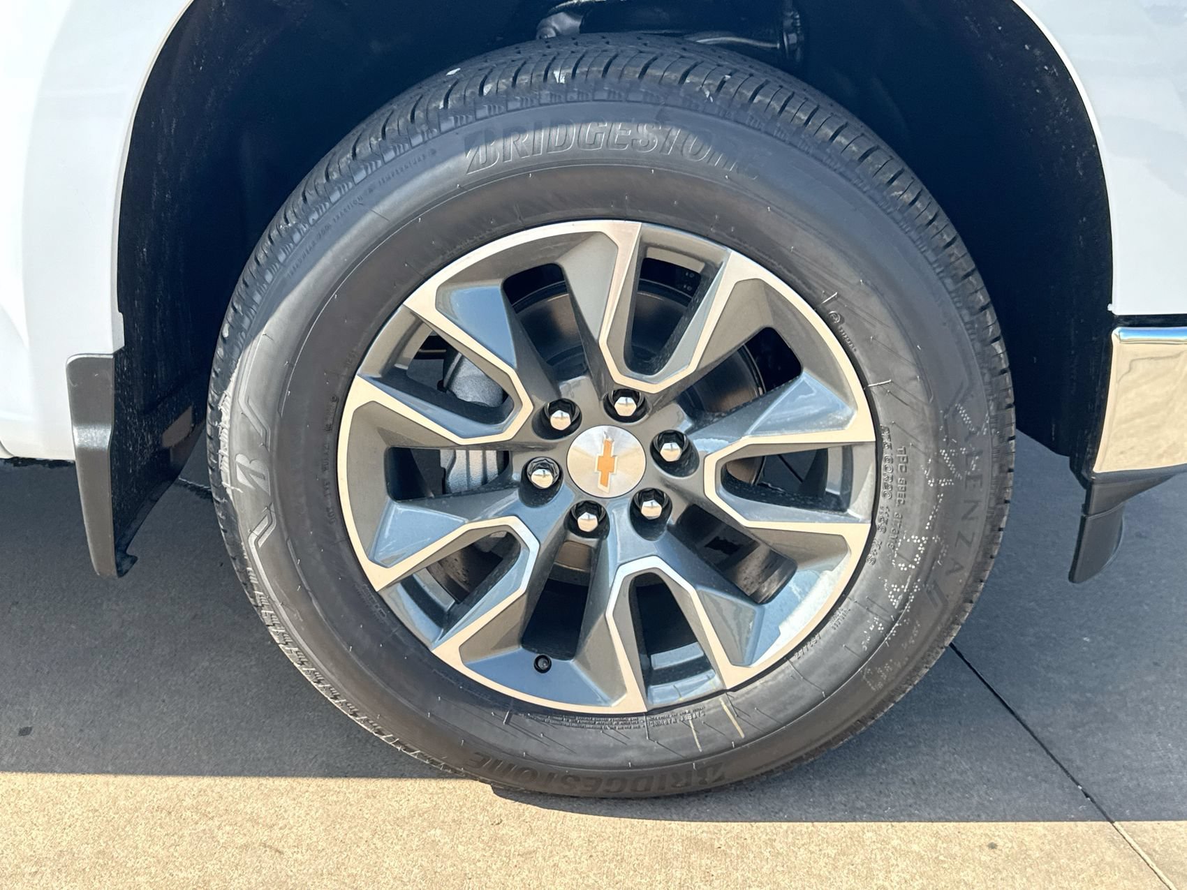 New 2026 Summit White Chevrolet LT image 10