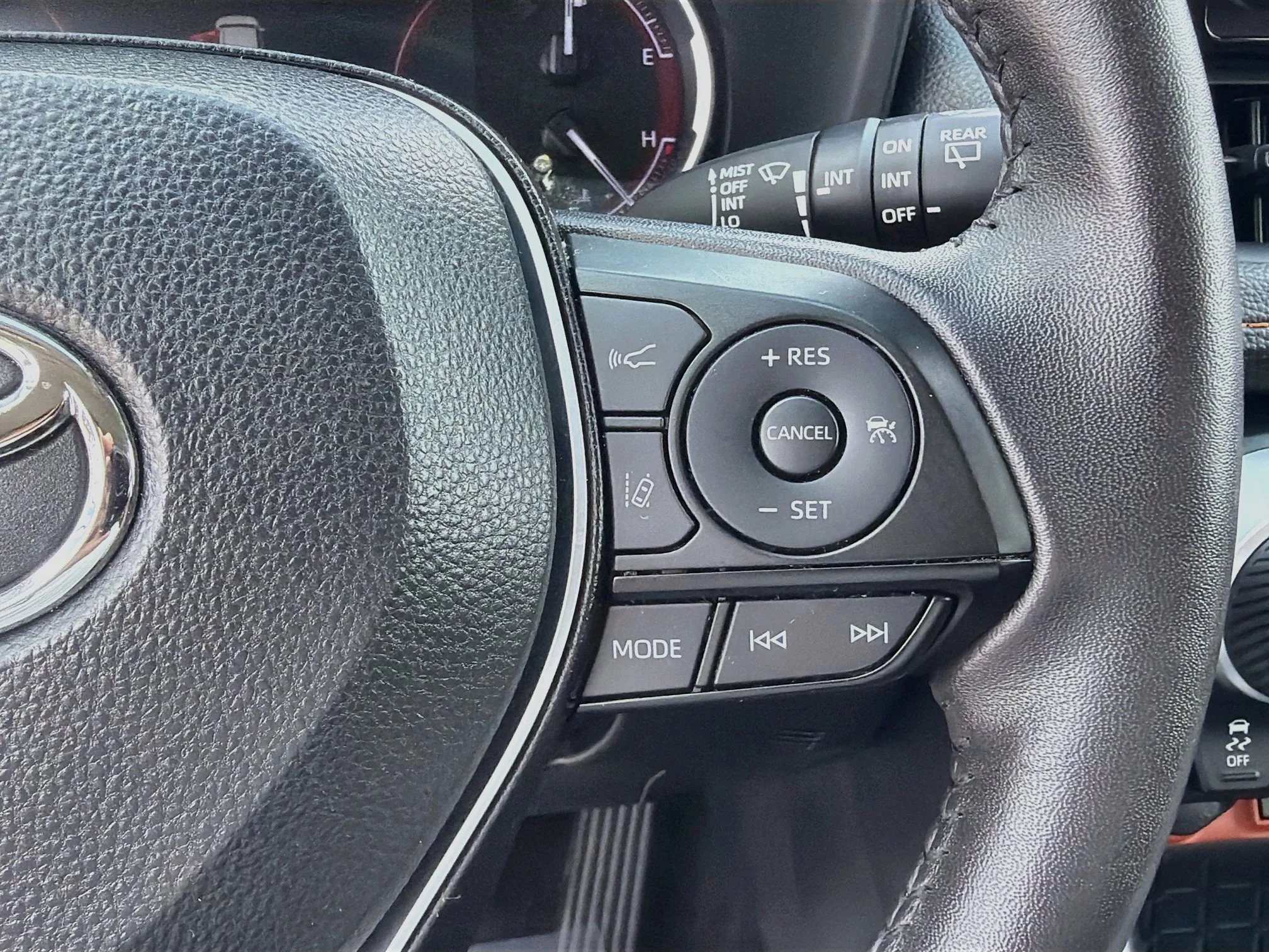 Used 2024 Ice Toyota Adventure image 35