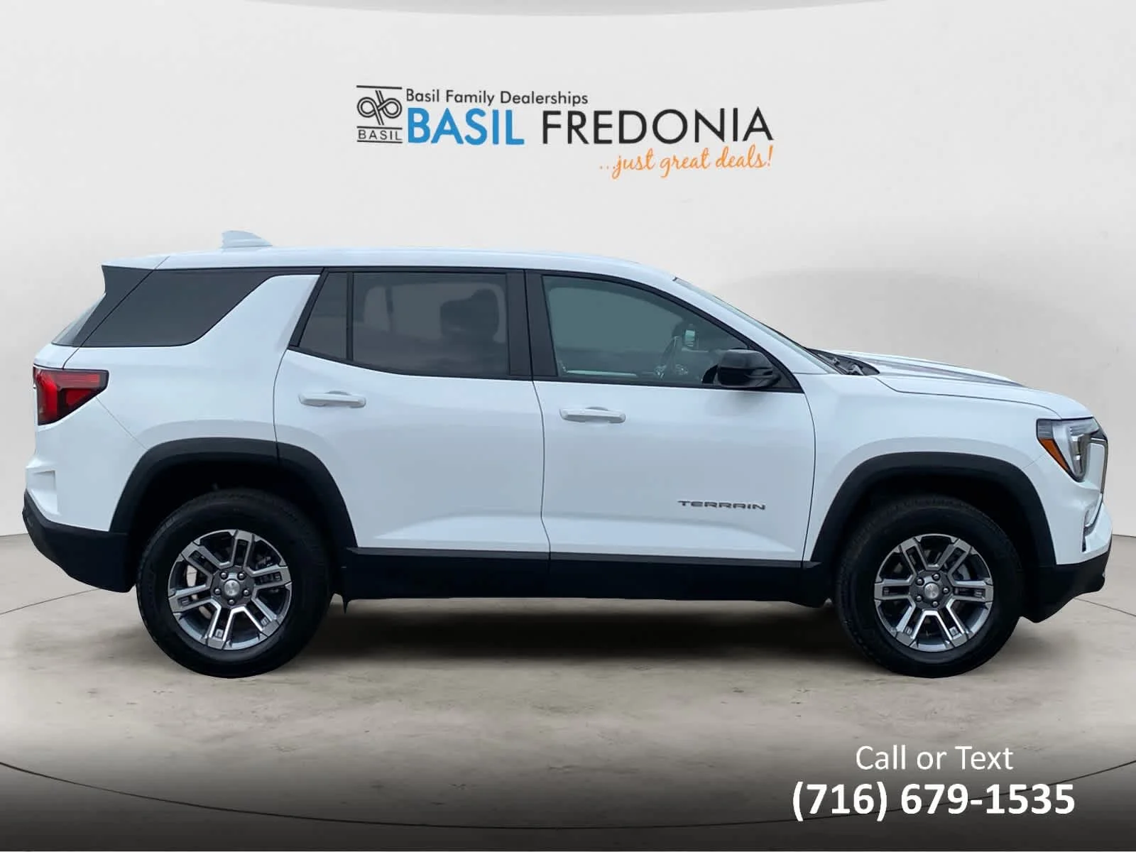 Used 2026 Summit White GMC Elevation image 10
