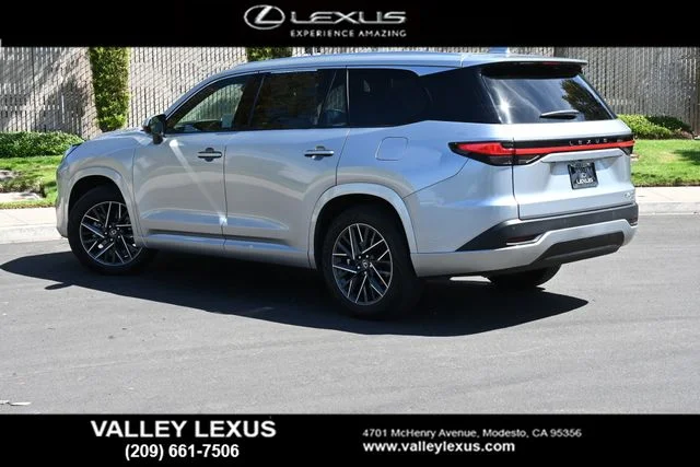 Certified Used 2025 Silver Lexus 350 Luxury image 4