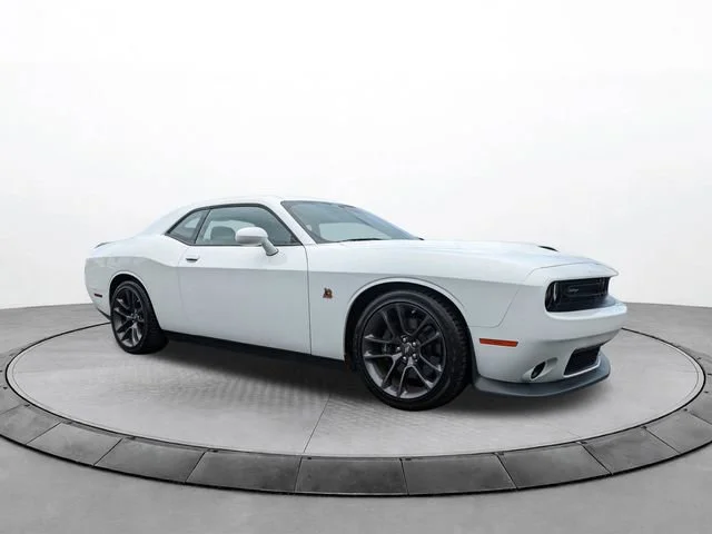 2023 Dodge Challenger R/T Scat Pack's photo
