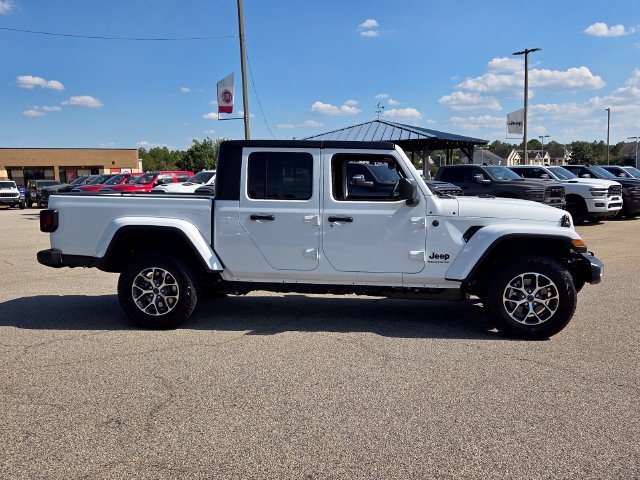 New 2027 Bright White Clearcoat Jeep Sport image 12