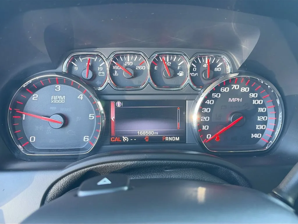 Used 2016 QUICKSILVER METALLIC GMC SLT image 18