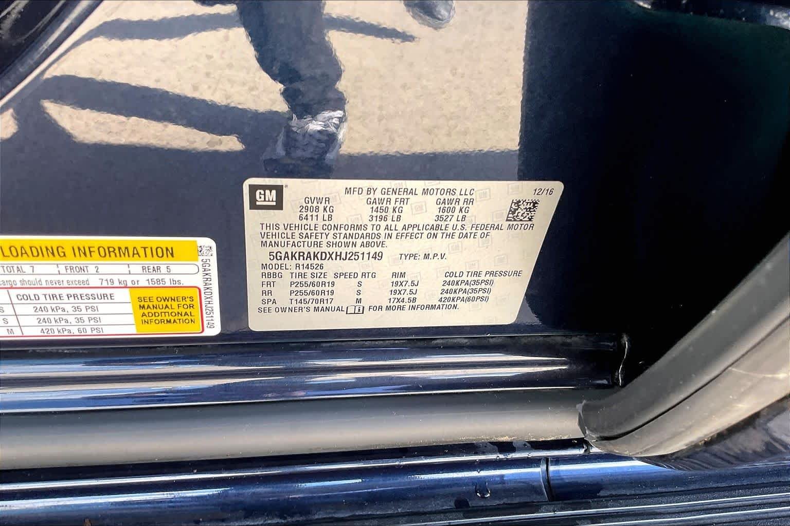 Used 2017 Dark Sapphire Blue Metallic Buick Convenience image 36