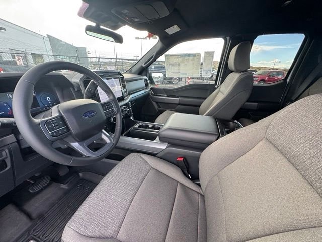 New 2026 Oxford White Ford XLT image 13