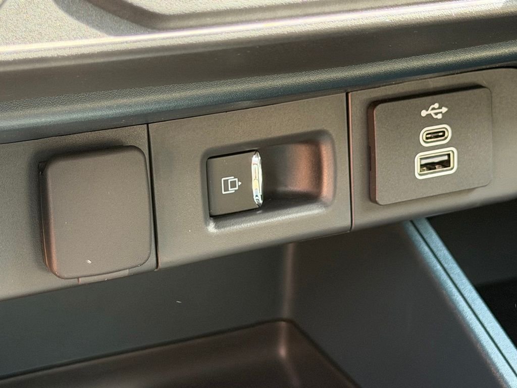 New 2026 Gray Ford Lariat image 15