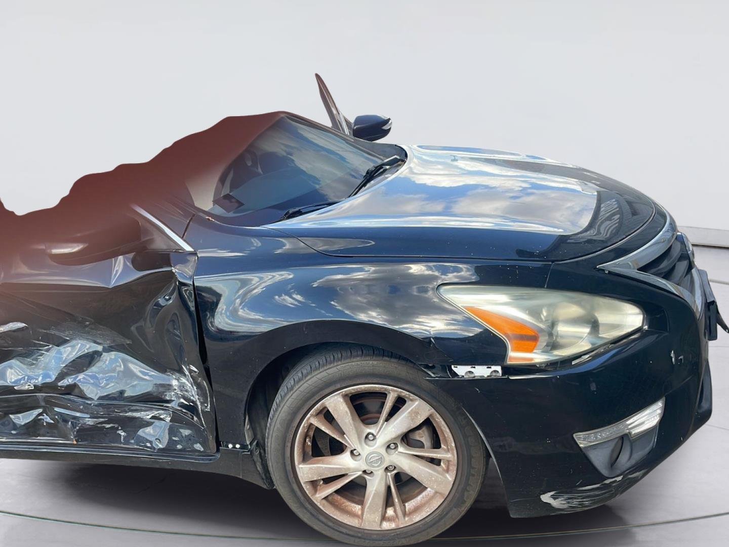 Used 2013 Super Black Nissan 2.5 SV image 6