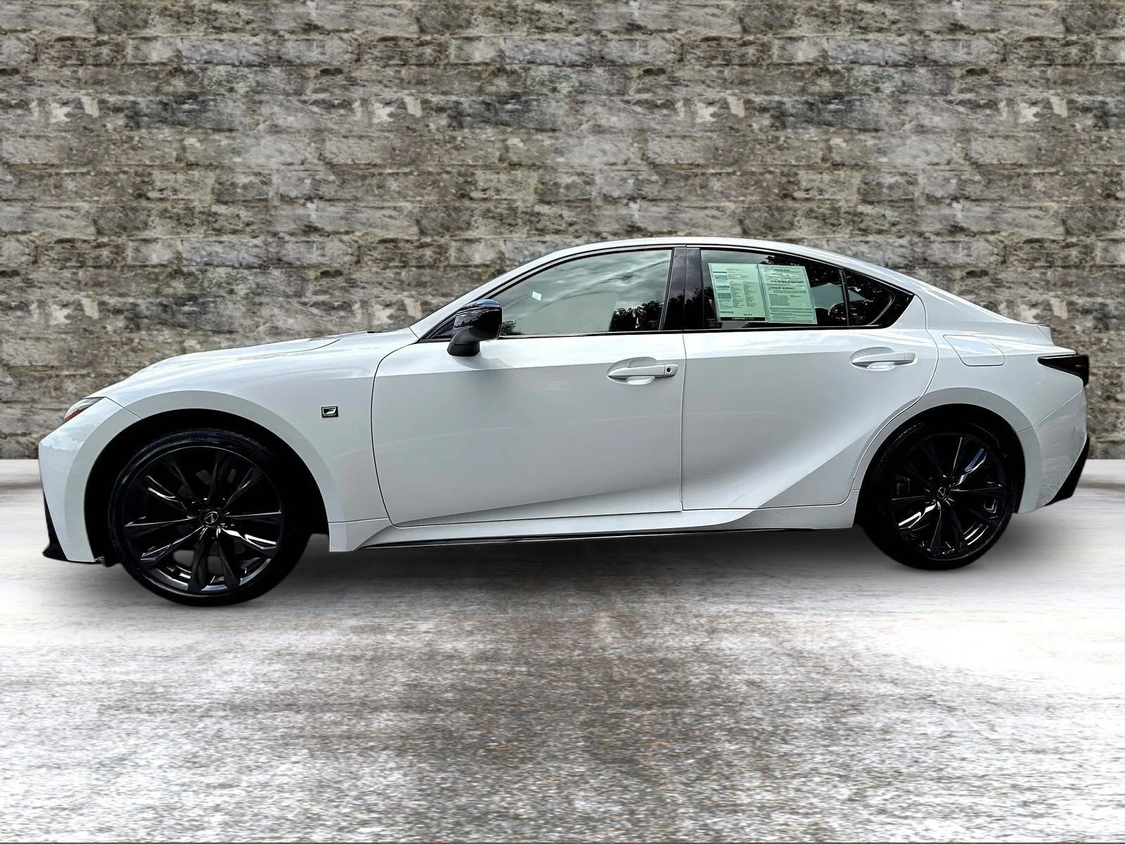 Certified Used 2025 Ultra White Lexus  image 4