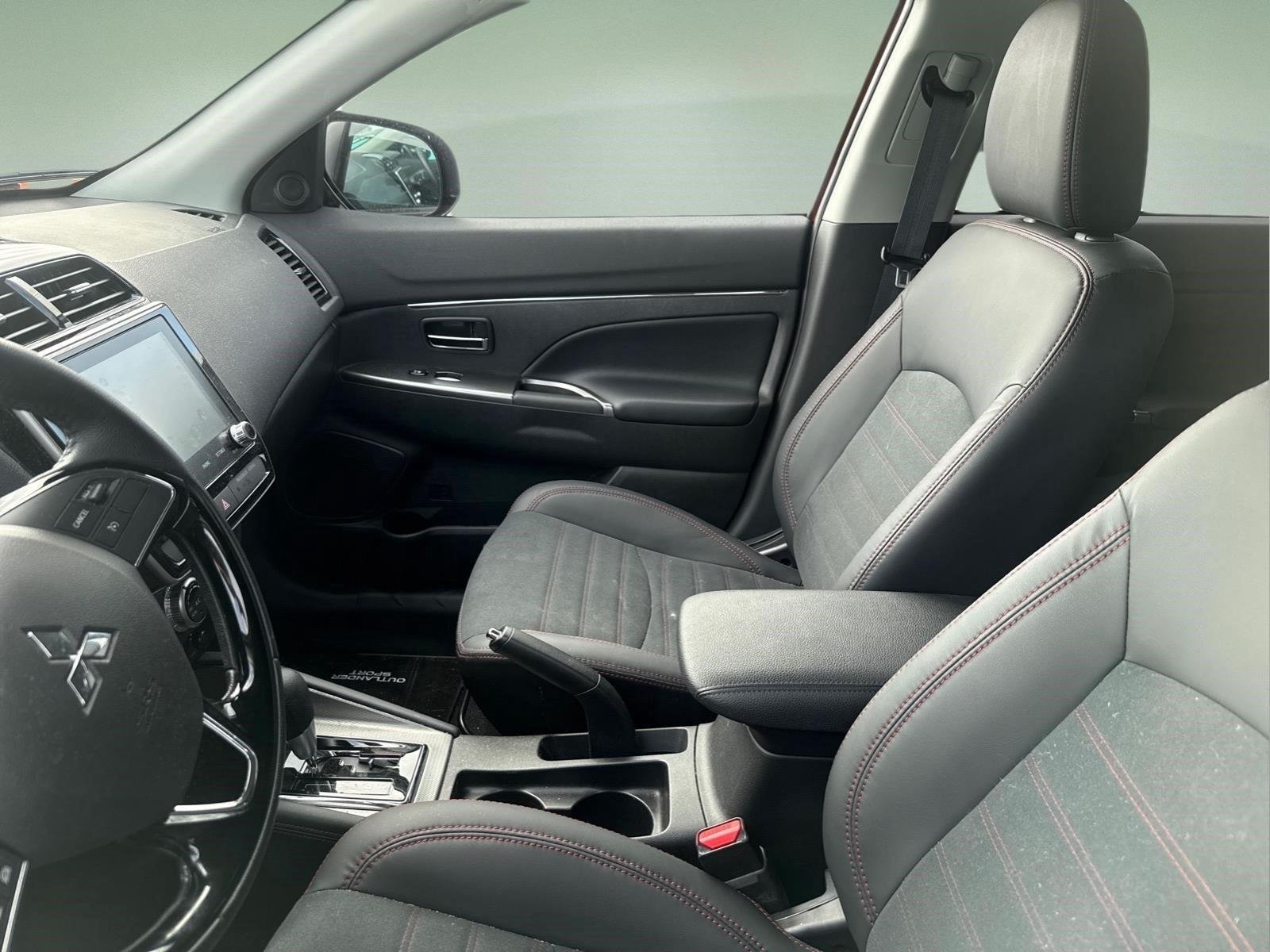 Used 2023 Sunshine Orange Metallic Mitsubishi ES image 5