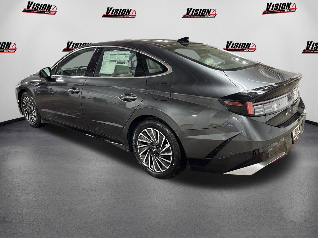 New 2026 Gray Hyundai Limited image 3
