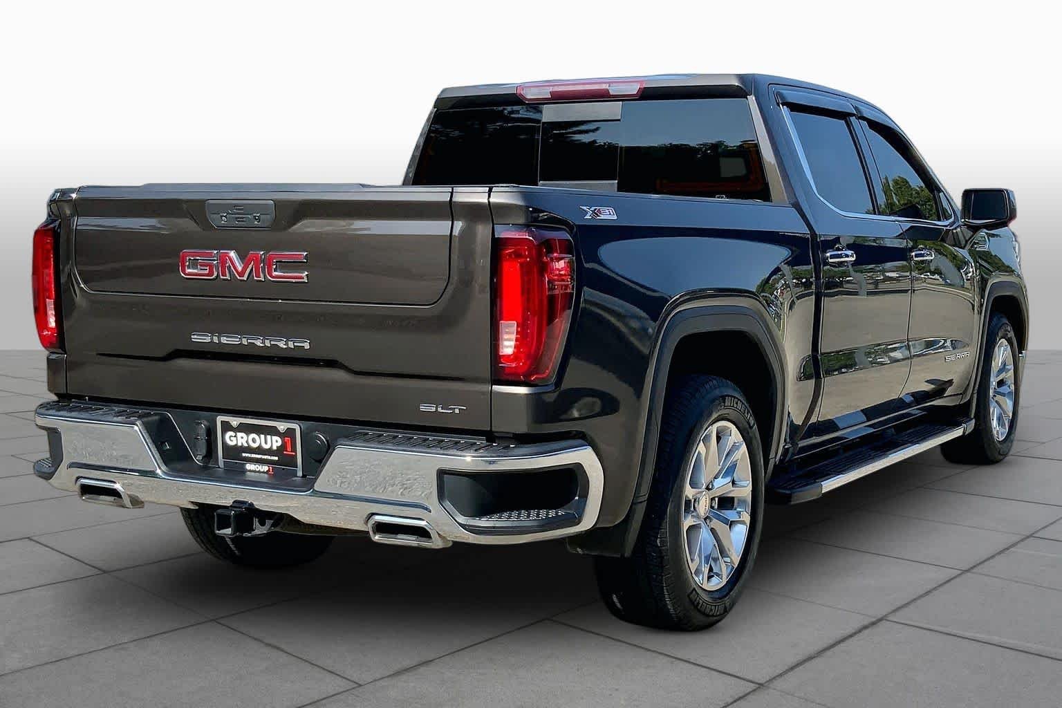 Used 2021 Brownstone Metallic GMC SLT image 13