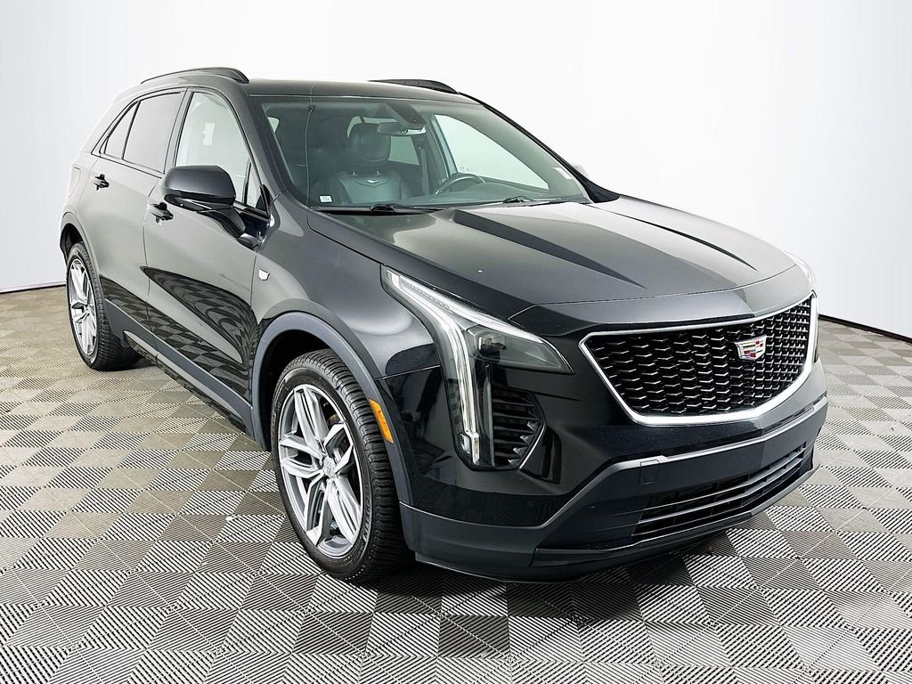 Used 2019 Stellar Black Metallic Cadillac Sport image 3