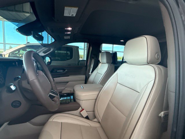 Used 2025 Onyx Black GMC Denali image 9