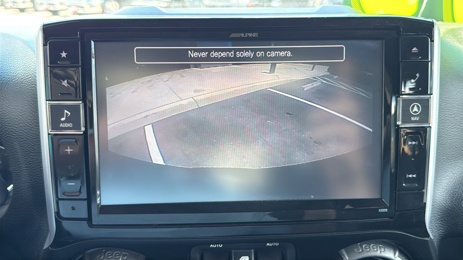 Used 2014 Granite Crystal Metallic Clearcoat Jeep Sport image 16