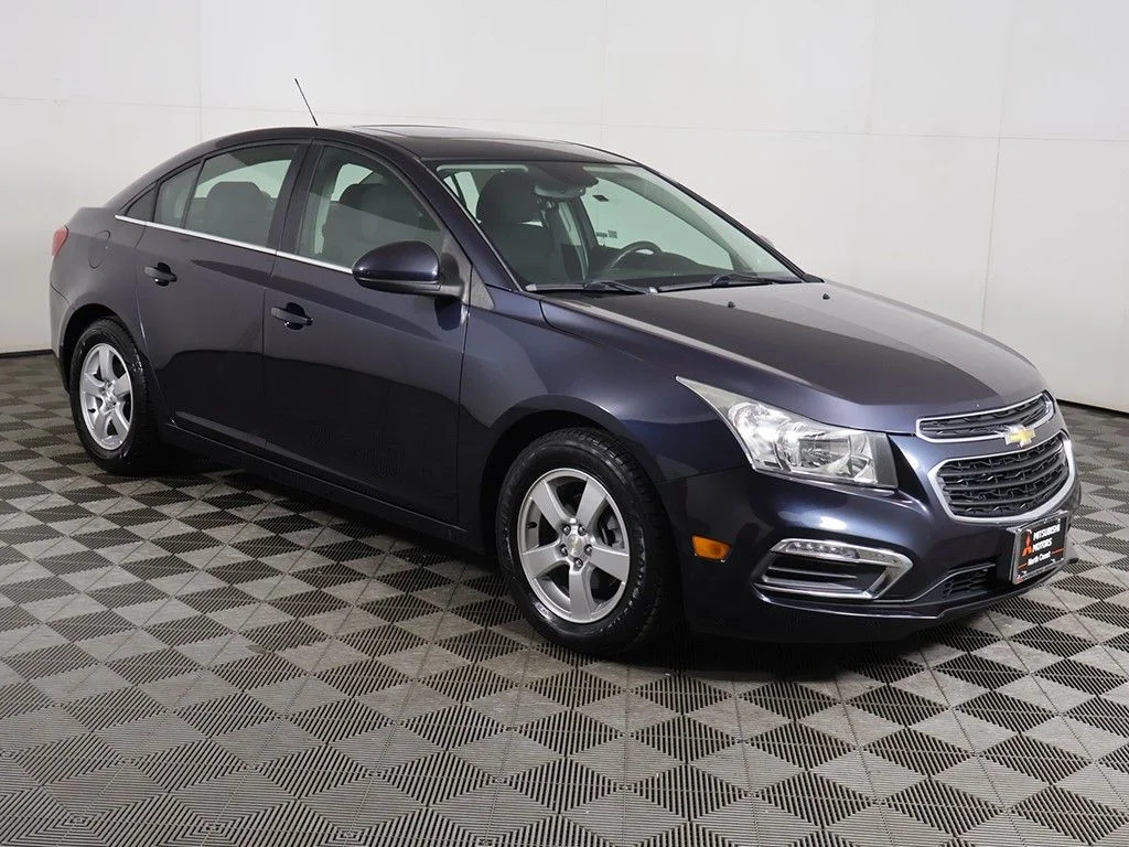 Used 2016 Chevrolet Cruze Limited 1LT with VIN 1G1PE5SB5G7200443 for sale in Parma, OH