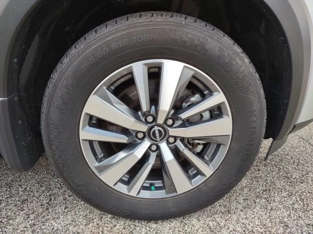 2025 Nissan Pathfinder SL - Photo 26