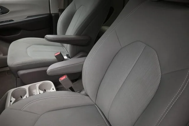 Used 2017 Blue Chrysler Touring image 16