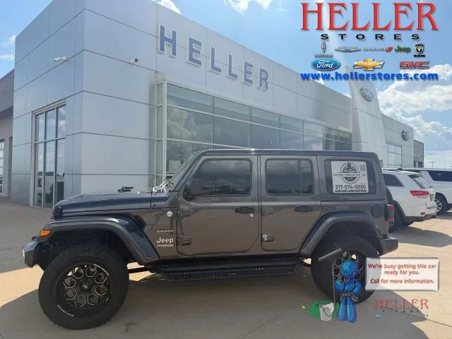 Used 2019 Granite Crystal Metallic Clearcoat Jeep Sahara image 1