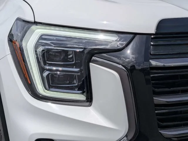 New 2026 Summit White GMC AT4 image 9