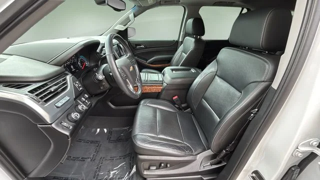 Used 2019 White Chevrolet Premier image 18