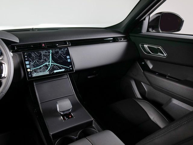 New 2026 Fuji White Land Rover S image 17