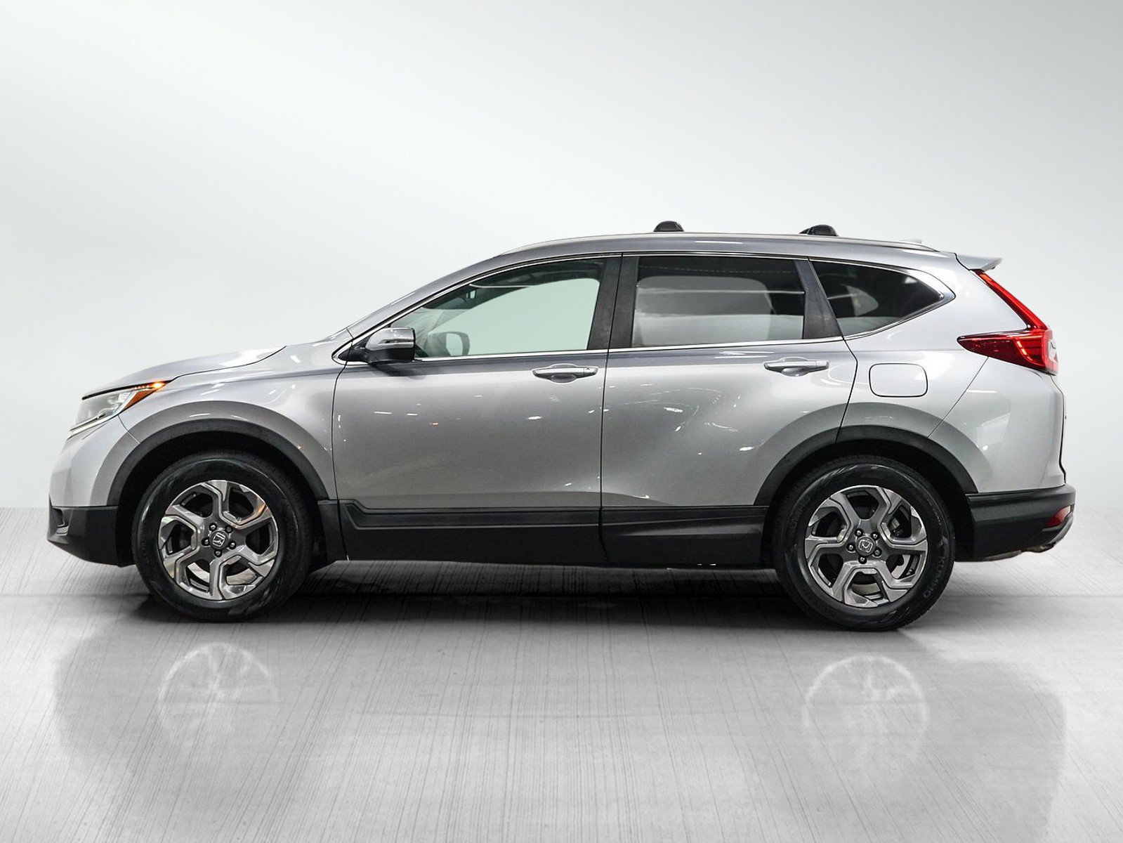 Used 2017 Honda CR-V EX with VIN 2HKRW2H55HH660910 for sale in Minneapolis, Minnesota