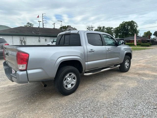Used 2017 Silver Toyota SR image 14