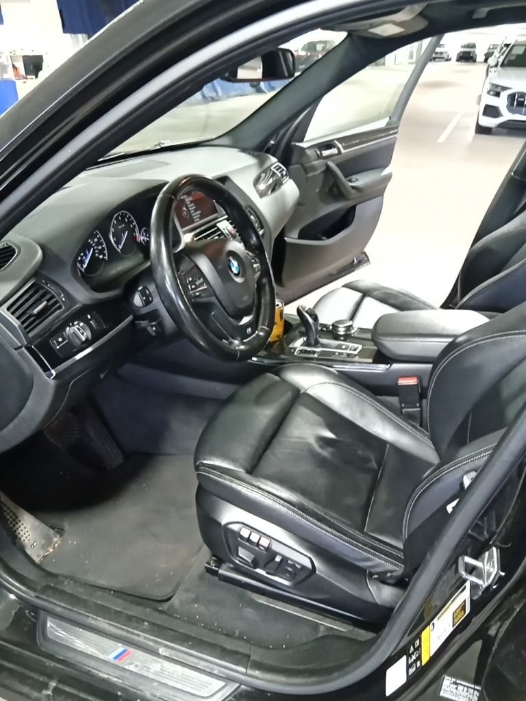 Used 2016 Black Sapphire Metallic BMW xDrive35i image 9