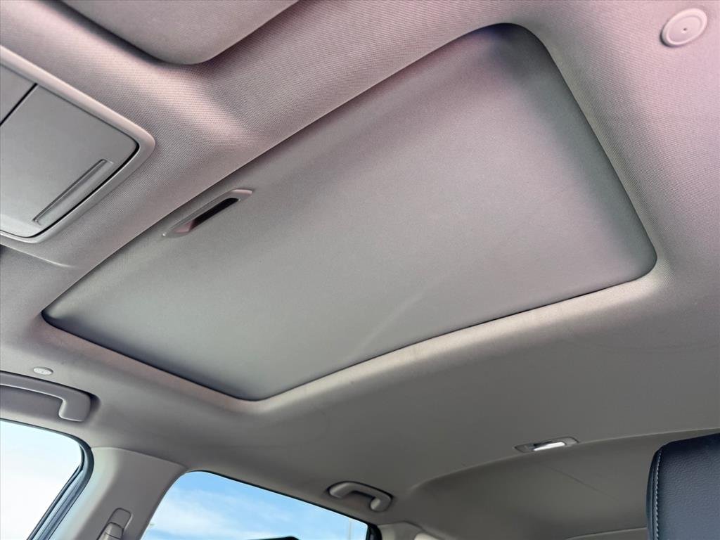 Used 2024 GRAY Honda EX-L image 19