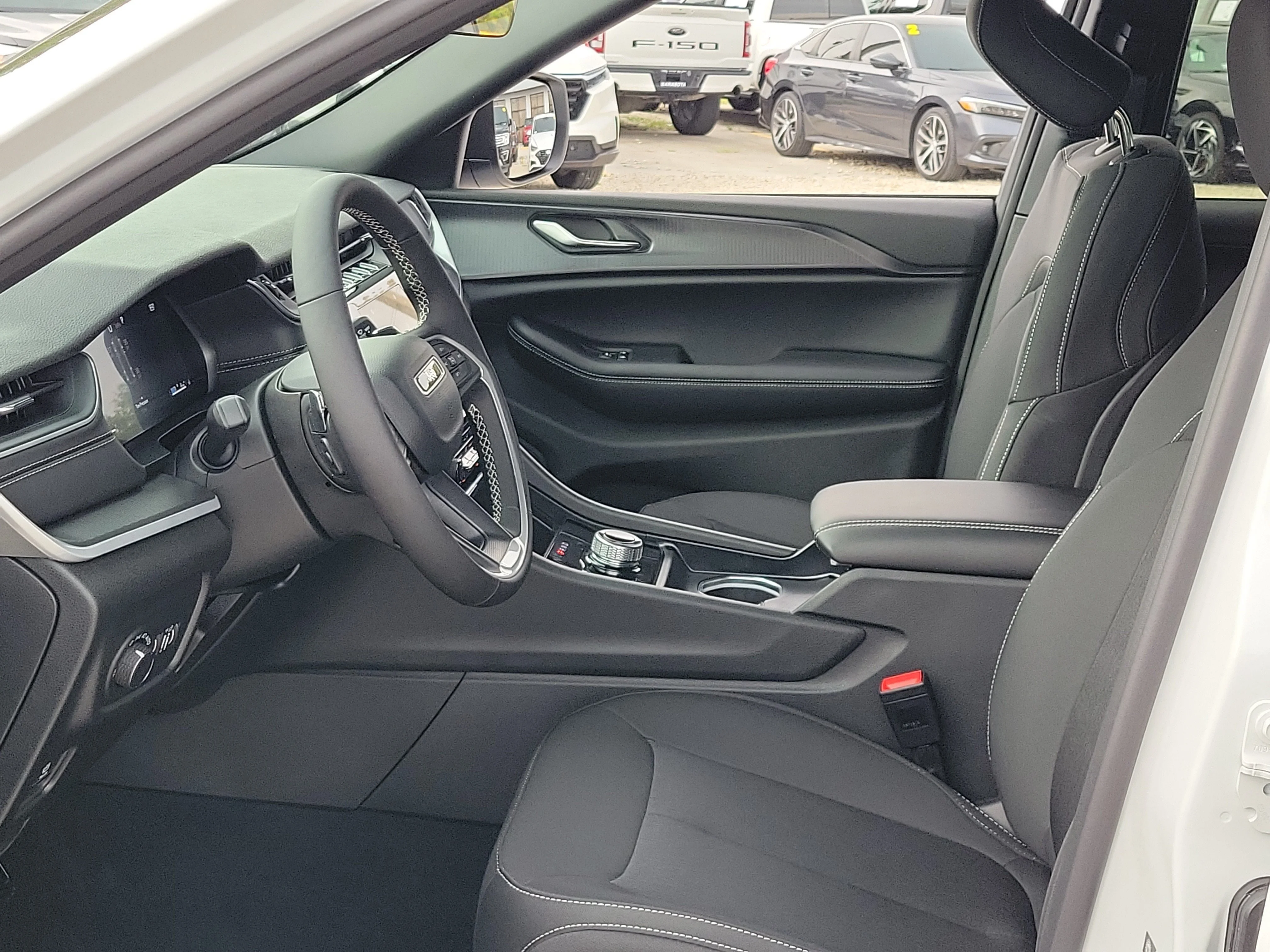 New 2026 Bright White Clearcoat Jeep Laredo X image 17