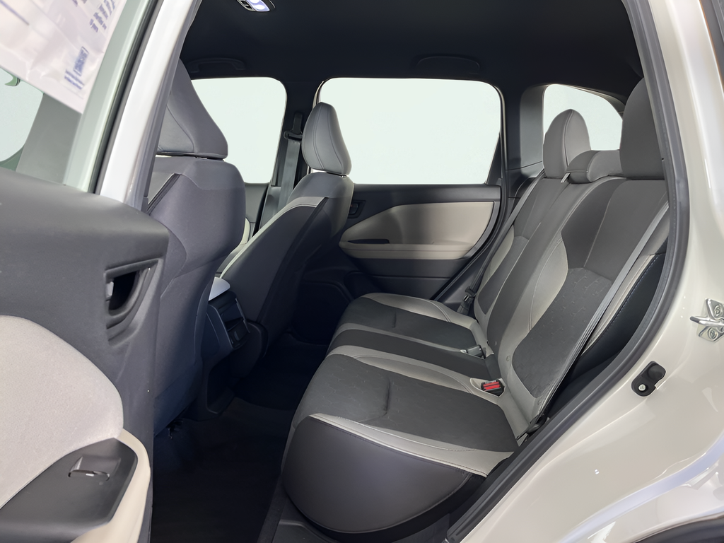 New 2026 CRYSTAL WHITE PEARL Subaru Standard Model image 10