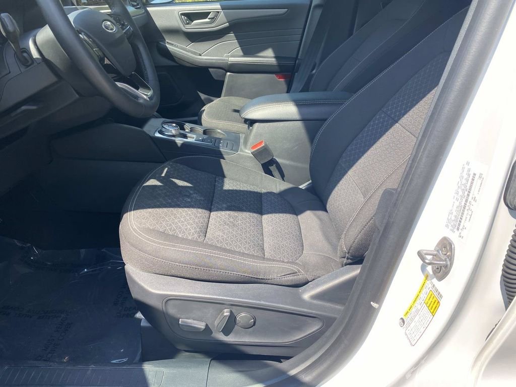 Certified Used 2024 Oxford White Ford Active image 20