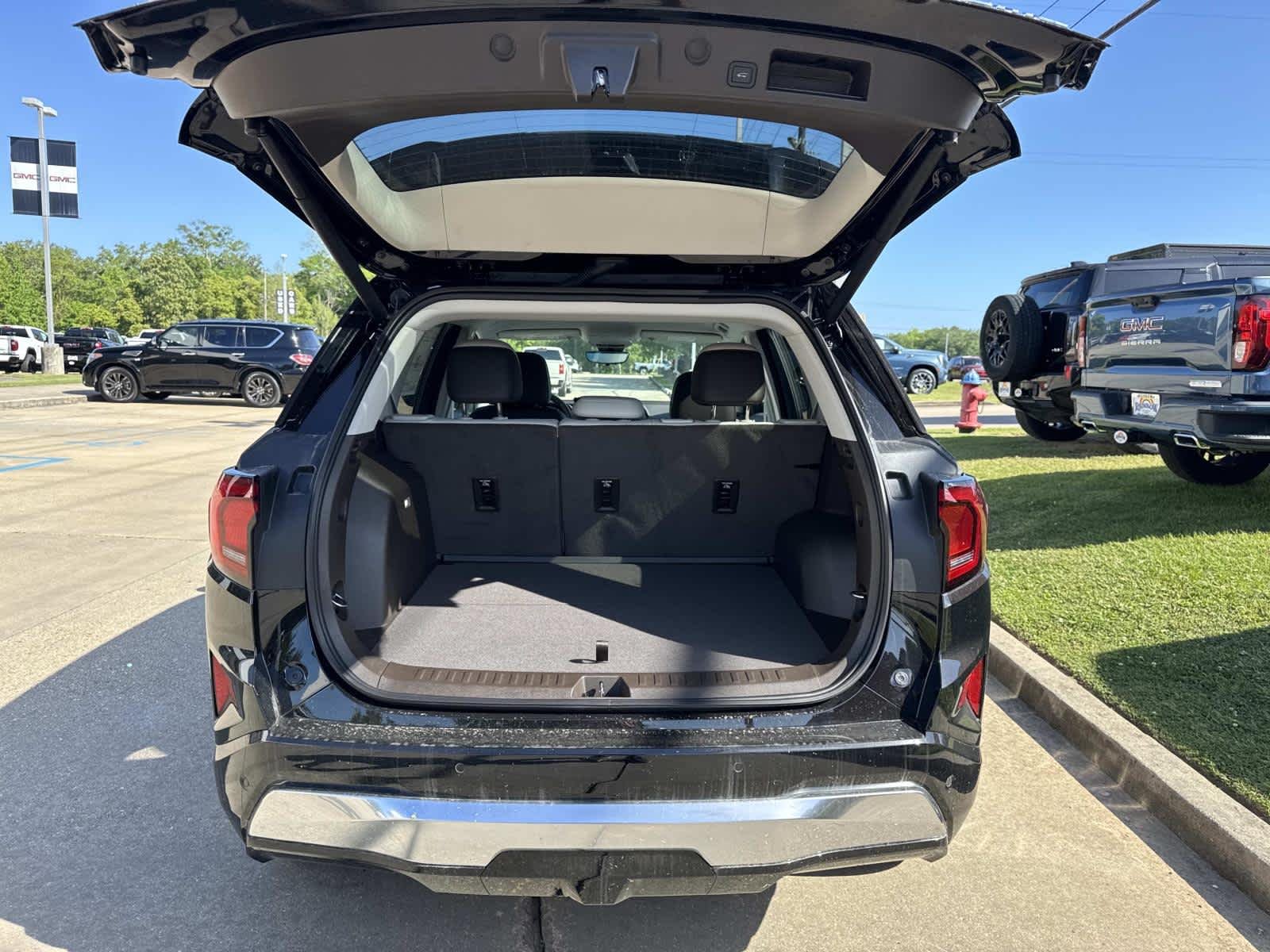 2026 GMC Terrain Denali - Photo 7