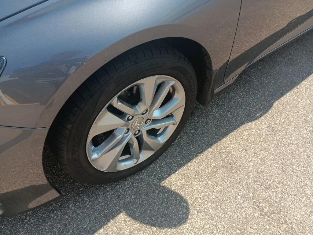 Used 2019 Modern Steel Metallic Honda LX image 10