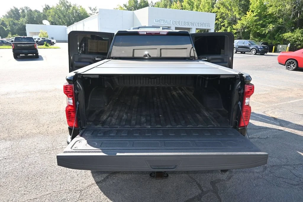 Used 2023 Black Chevrolet LT image 3