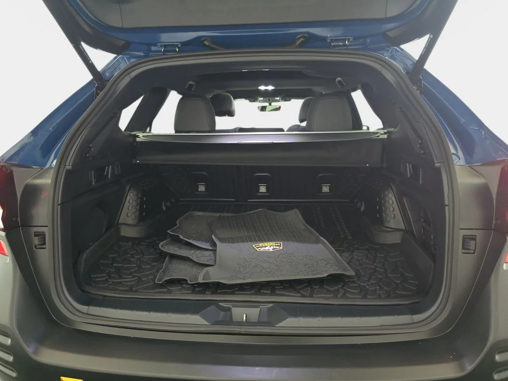 Used 2025 Blue Subaru Wilderness image 14