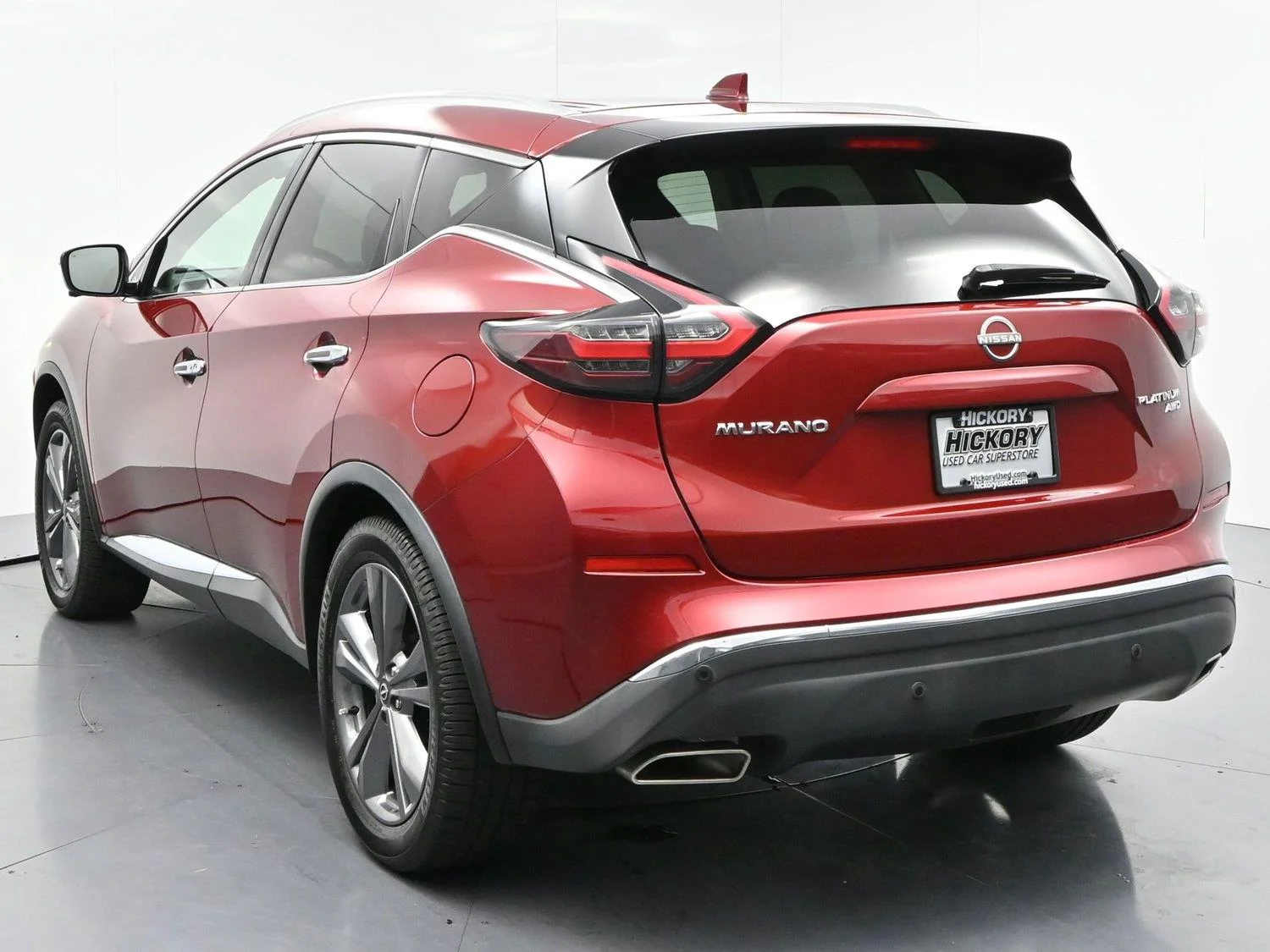 Used 2023 Scarlet Ember Tintcoat Nissan Platinum image 5