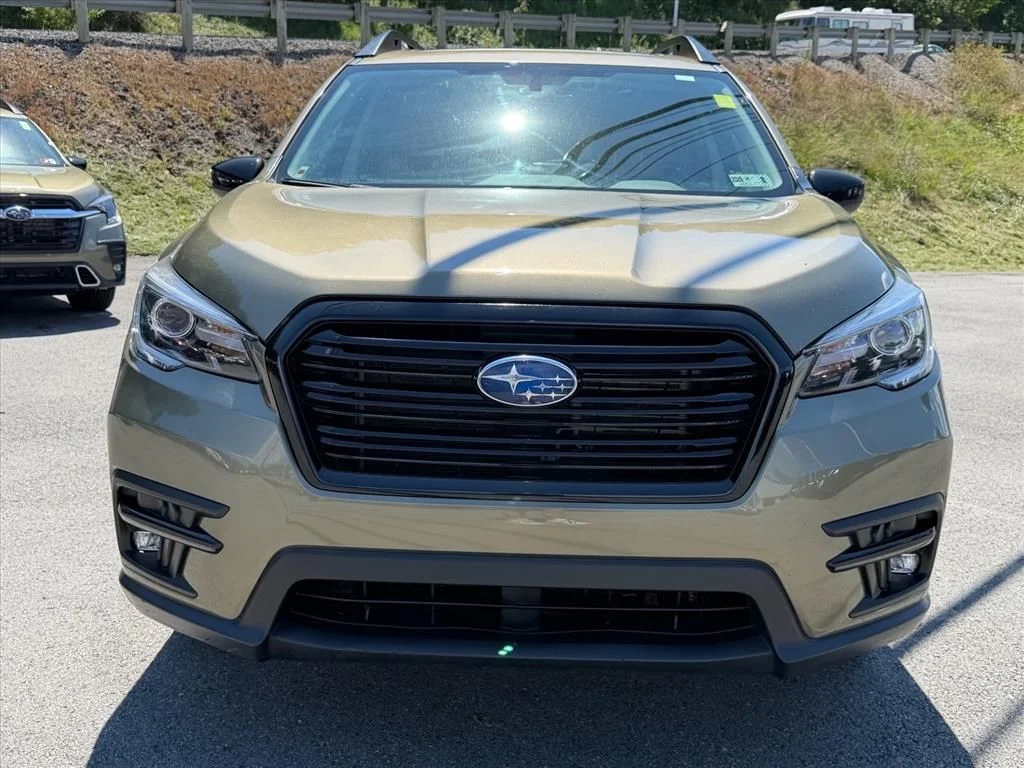 Used 2022 Brown Subaru Onyx Edition image 17