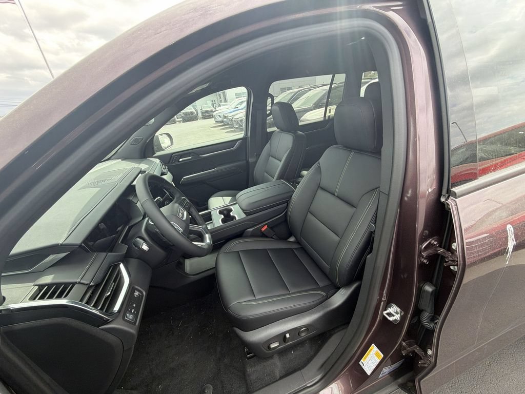 New 2026 Crystal Metallic GMC Elevation image 17