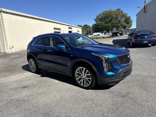 Used 2019 Blue Cadillac Luxury image 3