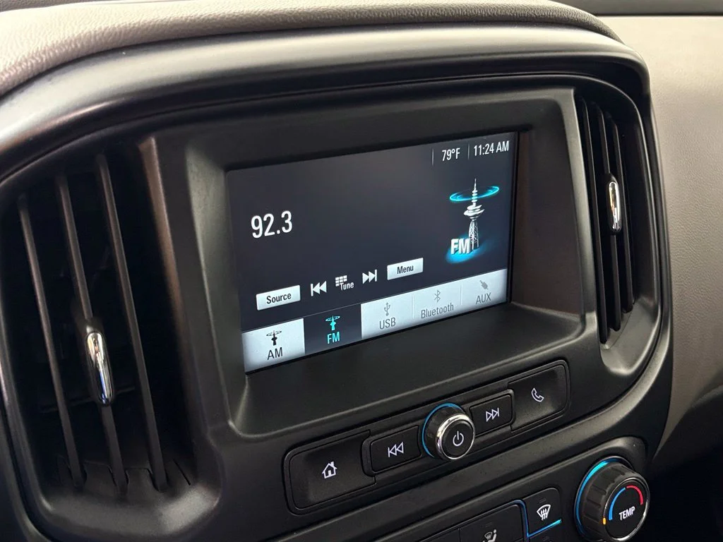 Used 2018 SUMMIT WHITE Chevrolet 4WD Work Truck image 28