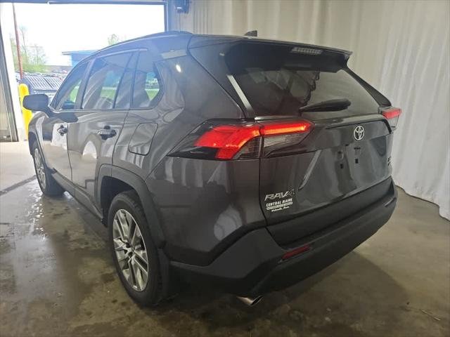 Certified Used 2023 MAGNETIC GRAY MET. Toyota  image 4
