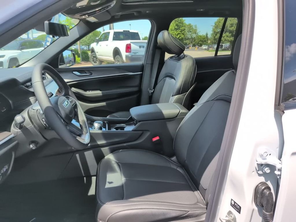 2026 Jeep Grand Cherokee Limited Reserve - Photo 17