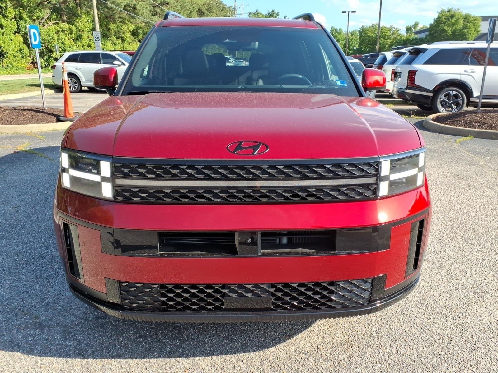Used 2025 Ultimate Red Hyundai Calligraphy image 3