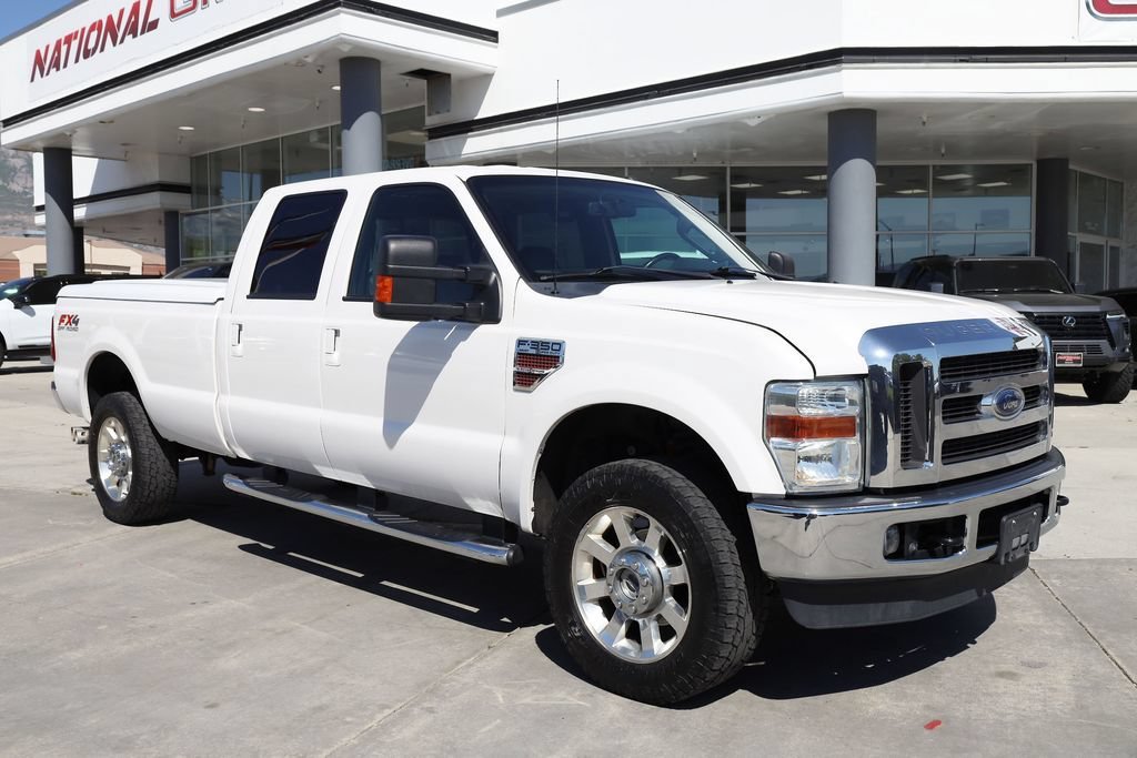 Used 2010 White Ford  image 8